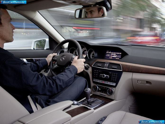 2012 Mercedes-Benz C-class Estate - фотография 57 из 73