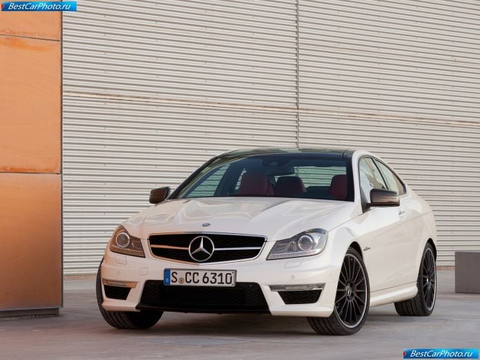 2012 Mercedes-Benz C63 Amg Coupe - фотография 8 из 58 2012 Mercedes-Benz C63 Amg Coupe - фотография 8 из 58