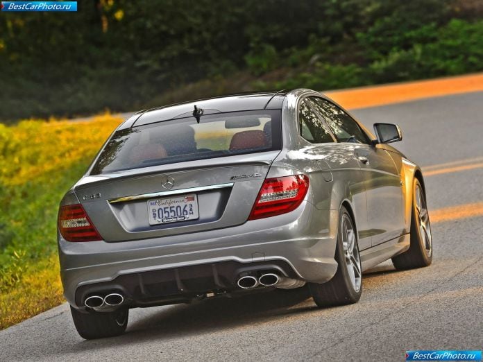 2012 Mercedes-Benz C63 Amg Coupe - фотография 29 из 58
