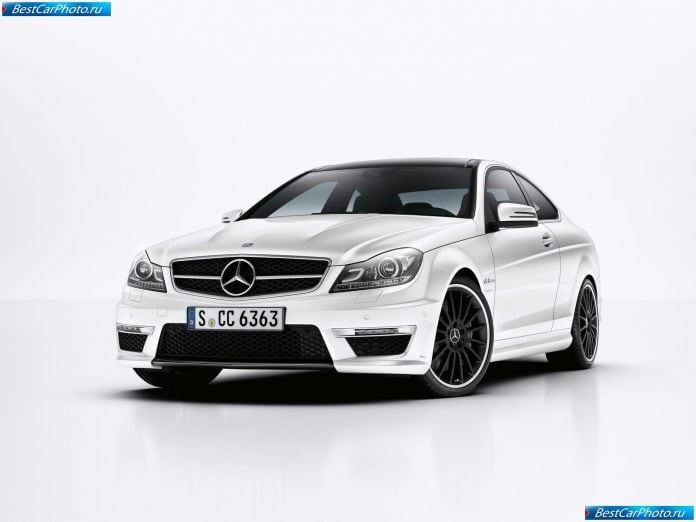 2012 Mercedes-Benz C63 Amg Coupe - фотография 40 из 58