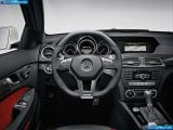 mercedes-benz_2012-c63_amg_coupe_1600x1200_044.jpg