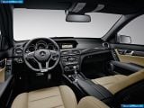 mercedes-benz_2012-c63_amg_estate_1600x1200_012.jpg