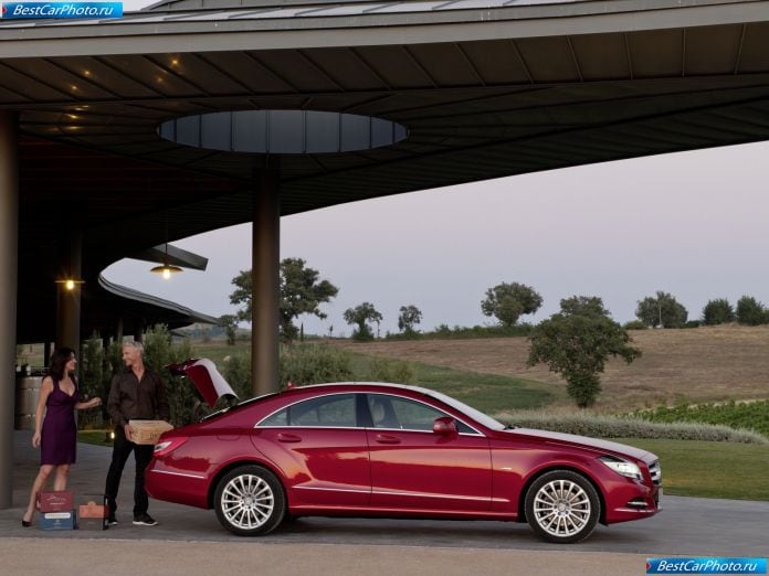 2012 Mercedes-Benz CLS-class - фотография 87 из 214