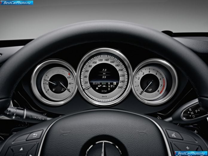 2012 Mercedes-Benz CLS-class - фотография 163 из 214
