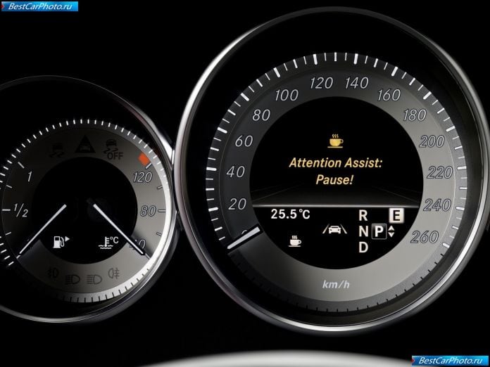 2012 Mercedes-Benz CLS-class - фотография 164 из 214