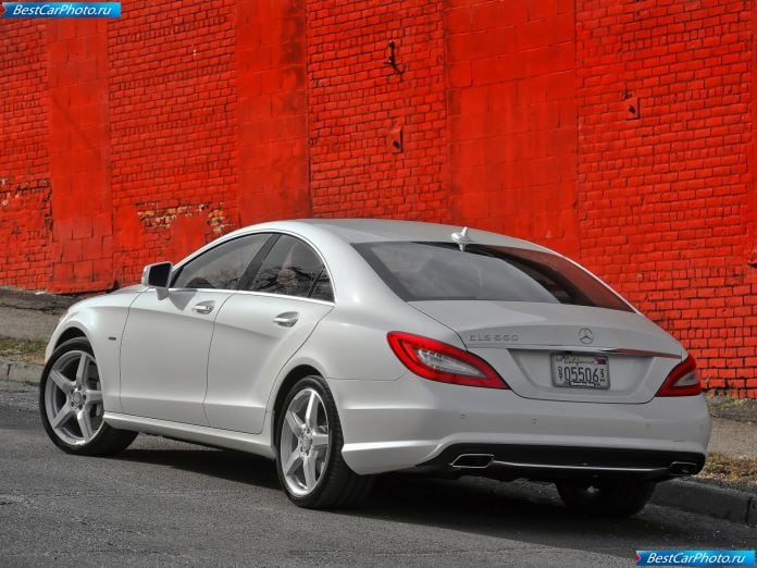 2012 Mercedes-Benz CLS 550 - фотография 37 из 71