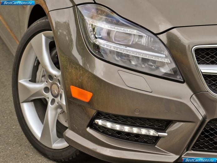 2012 Mercedes-Benz CLS 550 - фотография 61 из 71