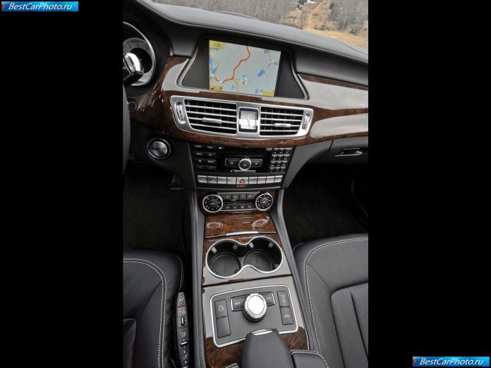 2012 Mercedes-Benz CLS 550 - фотография 69 из 71