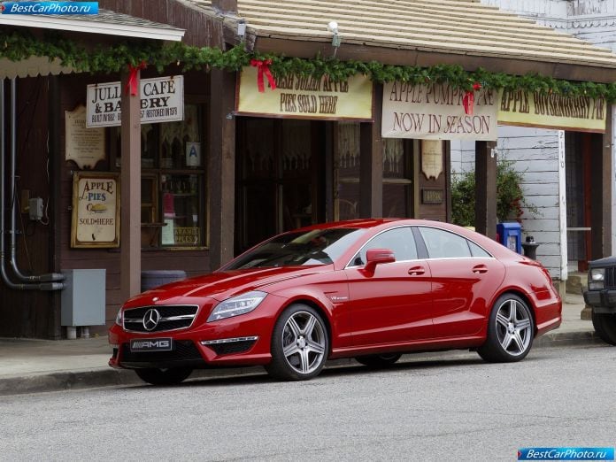 2012 Mercedes-Benz CLS63 AMG - фотография 18 из 94 2012 Mercedes-Benz CLS63 AMG - фотография 18 из 94