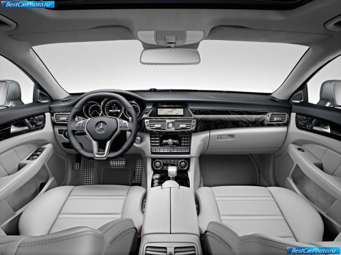 2012 Mercedes-Benz CLS63 AMG - фотография 67 из 94