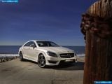 mercedes-benz_2012-cls63_amg_us_version_1600x1200_029.jpg