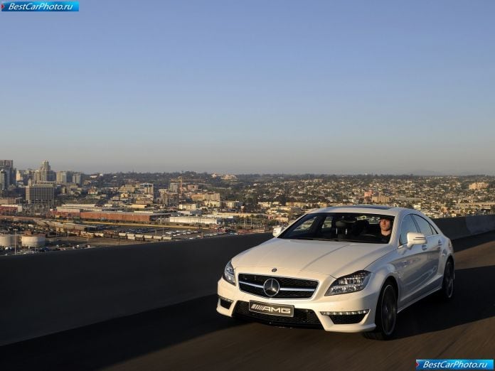 2012 Mercedes-Benz CLS63 AMG US version - фотография 52 из 157 2012 Mercedes-Benz CLS63 AMG US version - фотография 52 из 157