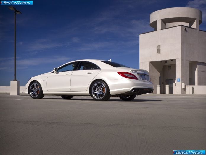 2012 Mercedes-Benz CLS63 AMG US version - фотография 79 из 157 2012 Mercedes-Benz CLS63 AMG US version - фотография 79 из 157