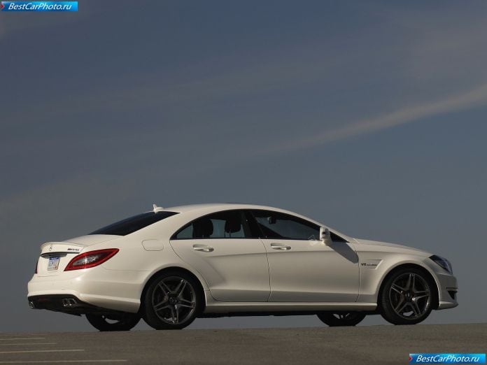 2012 Mercedes-Benz CLS63 AMG US version - фотография 81 из 157 2012 Mercedes-Benz CLS63 AMG US version - фотография 81 из 157