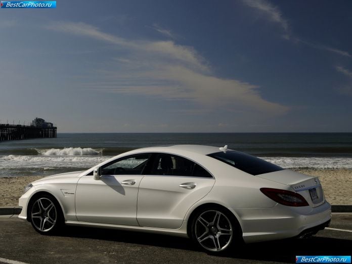 2012 Mercedes-Benz CLS63 AMG US version - фотография 82 из 157 2012 Mercedes-Benz CLS63 AMG US version - фотография 82 из 157