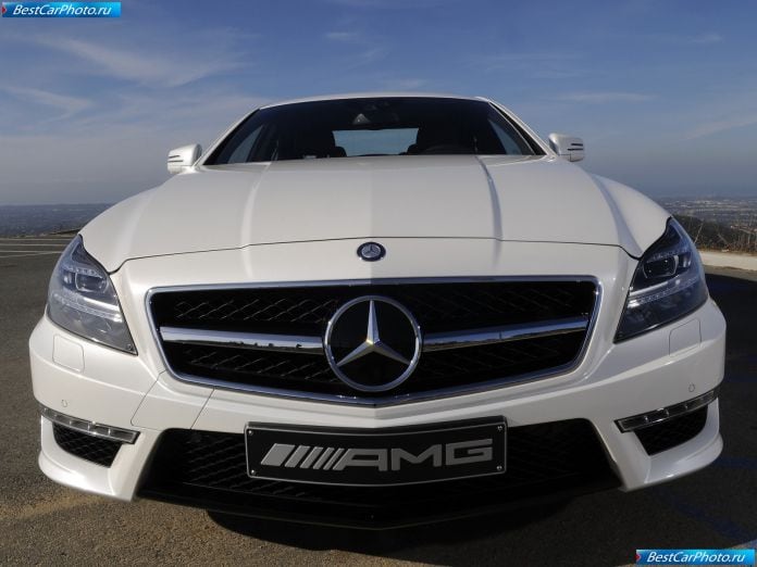 2012 Mercedes-Benz CLS63 AMG US version - фотография 94 из 157