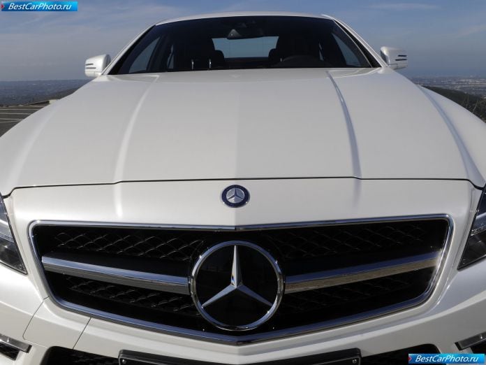 2012 Mercedes-Benz CLS63 AMG US version - фотография 118 из 157