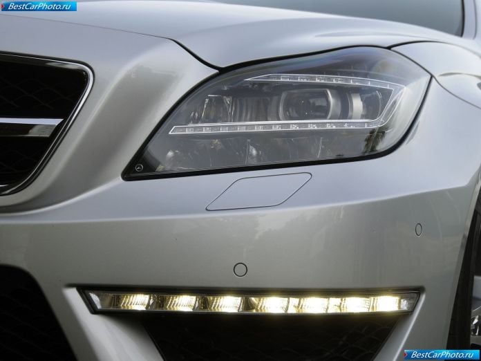 2012 Mercedes-Benz CLS63 AMG US version - фотография 123 из 157