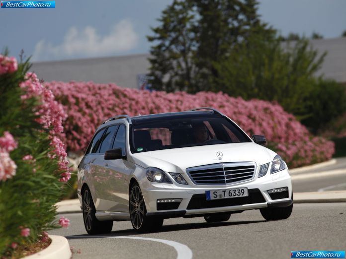 2012 Mercedes-Benz E63 Amg Wagon - фотография 10 из 42 2012 Mercedes-Benz E63 Amg Wagon - фотография 10 из 42