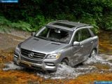 mercedes-benz_2012-m-class_1600x1200_011.jpg