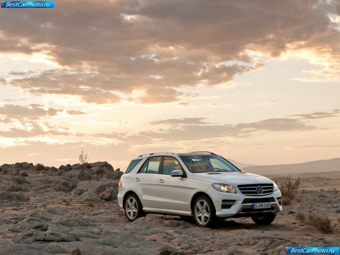 2012 Mercedes-Benz M-class - фотография 16 из 211