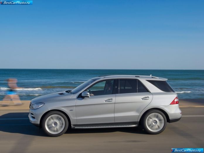 2012 Mercedes-Benz M-class - фотография 101 из 211