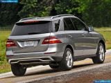 mercedes-benz_2012-m-class_1600x1200_120.jpg