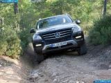 mercedes-benz_2012-m-class_1600x1200_147.jpg