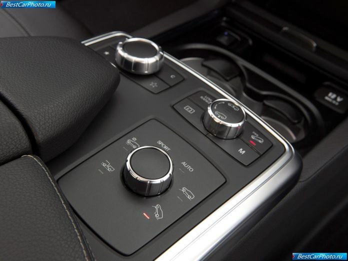 2012 Mercedes-Benz M-class - фотография 183 из 211