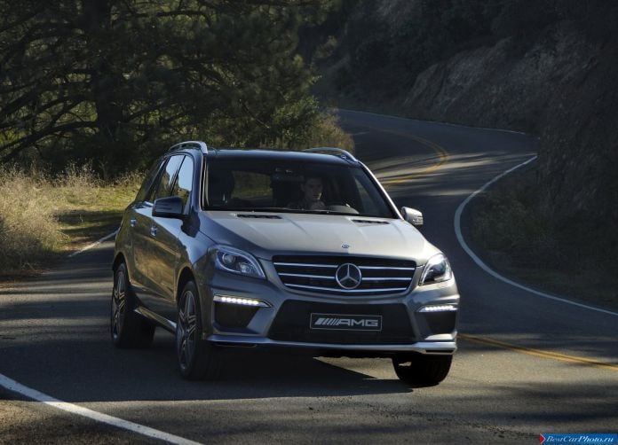 2012 Mercedes-Benz ML63 AMG - фотография 8 из 83