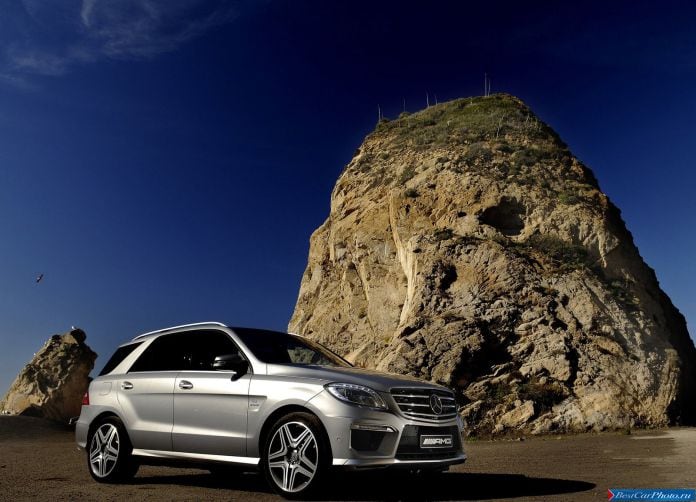2012 Mercedes-Benz ML63 AMG - фотография 9 из 83 2012 Mercedes-Benz ML63 AMG - фотография 9 из 83