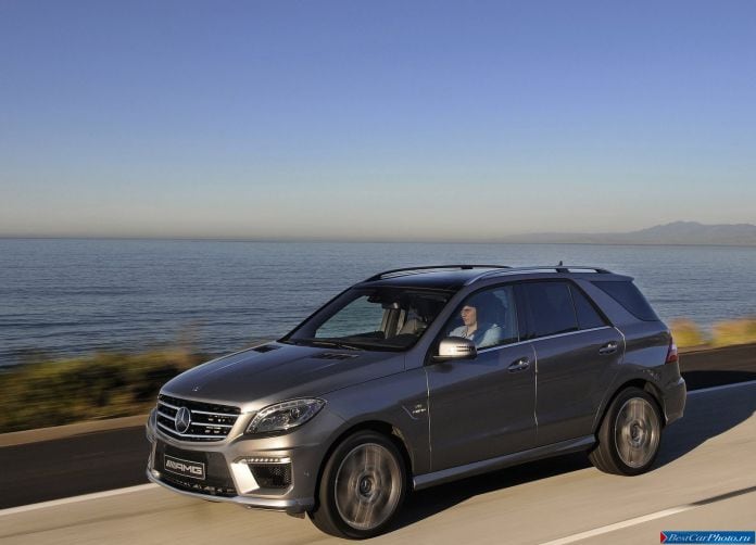 2012 Mercedes-Benz ML63 AMG - фотография 13 из 83 2012 Mercedes-Benz ML63 AMG - фотография 13 из 83