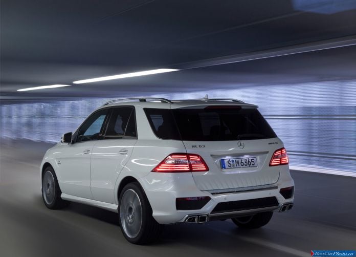 2012 Mercedes-Benz ML63 AMG - фотография 30 из 83 2012 Mercedes-Benz ML63 AMG - фотография 30 из 83