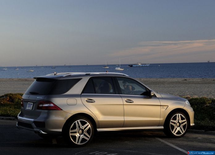 2012 Mercedes-Benz ML63 AMG - фотография 33 из 83 2012 Mercedes-Benz ML63 AMG - фотография 33 из 83