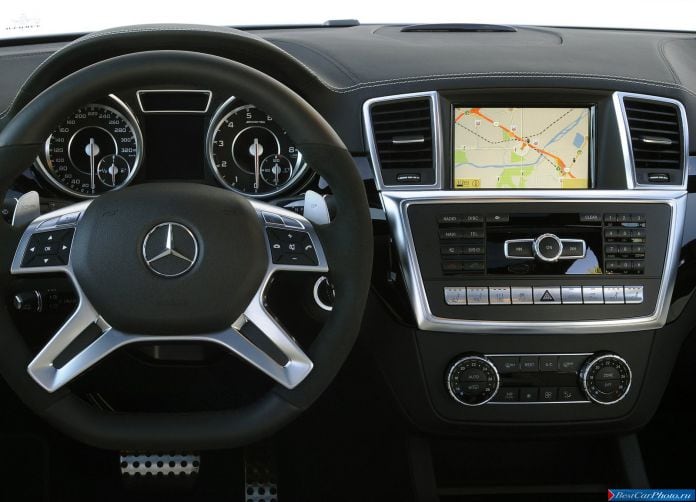 2012 Mercedes-Benz ML63 AMG - фотография 62 из 83 2012 Mercedes-Benz ML63 AMG - фотография 62 из 83