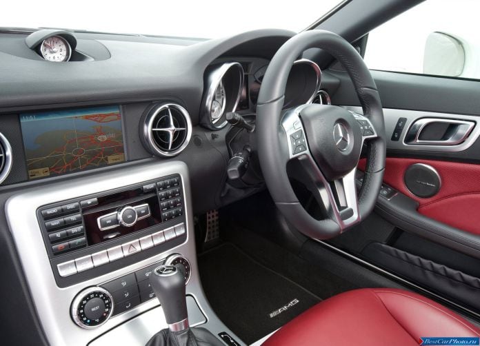 2012 Mercedes-Benz SLK 250 UK-version - фотография 64 из 99 2012 Mercedes-Benz SLK 250 UK-version - фотография 64 из 99