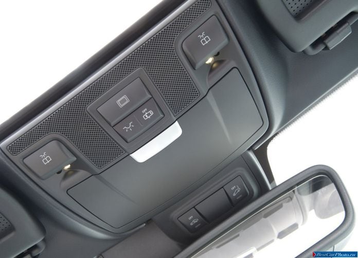 2012 Mercedes-Benz SLK 250 UK-version - фотография 86 из 99