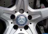 mercedes-benz_2012-slk250_uk-version_1600x1200_097.jpg