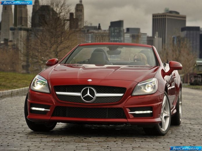 2012 Mercedes-Benz Slk350 - фотография 29 из 165 2012 Mercedes-Benz Slk350 - фотография 29 из 165
