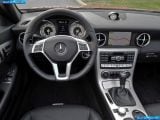 mercedes-benz_2012-slk350_1600x1200_123.jpg