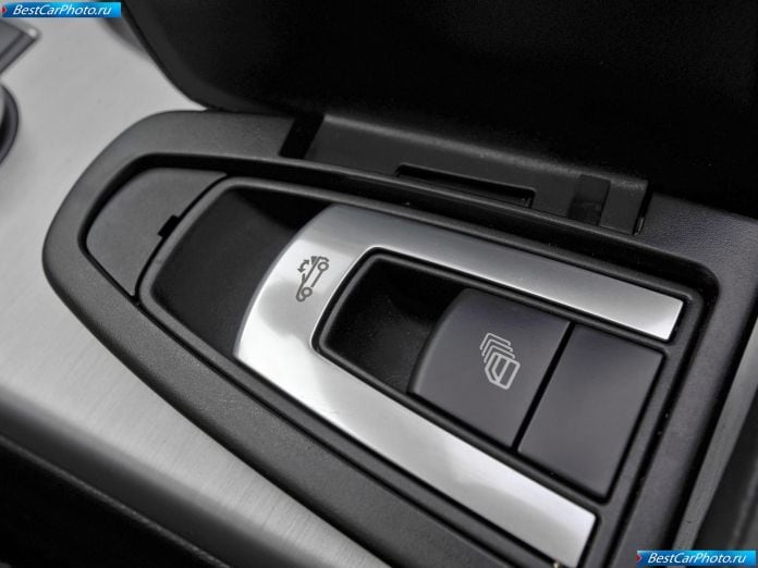 2012 Mercedes-Benz Slk350 - фотография 141 из 165 2012 Mercedes-Benz Slk350 - фотография 141 из 165