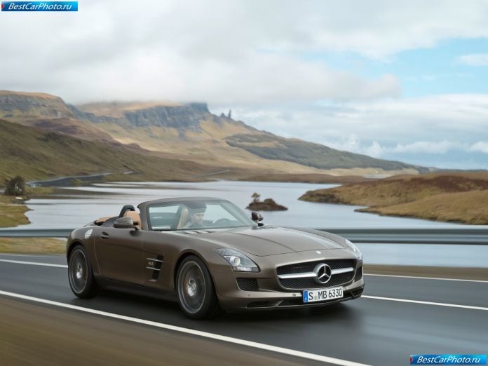2012 Mercedes-Benz Sls Amg Roadster - фотография 13 из 229 2012 Mercedes-Benz Sls Amg Roadster - фотография 13 из 229
