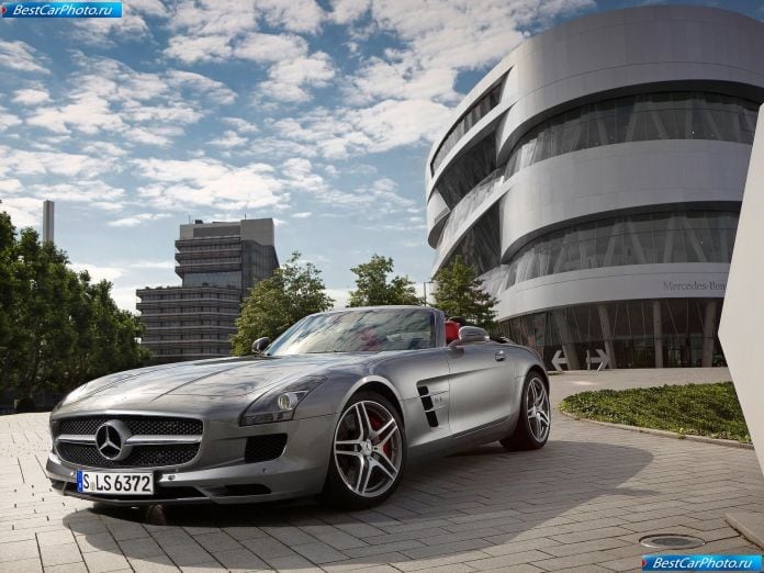2012 Mercedes-Benz Sls Amg Roadster - фотография 20 из 229 2012 Mercedes-Benz Sls Amg Roadster - фотография 20 из 229
