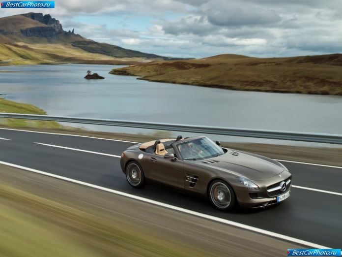 2012 Mercedes-Benz Sls Amg Roadster - фотография 28 из 229 2012 Mercedes-Benz Sls Amg Roadster - фотография 28 из 229