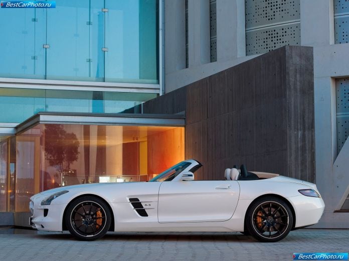 2012 Mercedes-Benz Sls Amg Roadster - фотография 76 из 229 2012 Mercedes-Benz Sls Amg Roadster - фотография 76 из 229