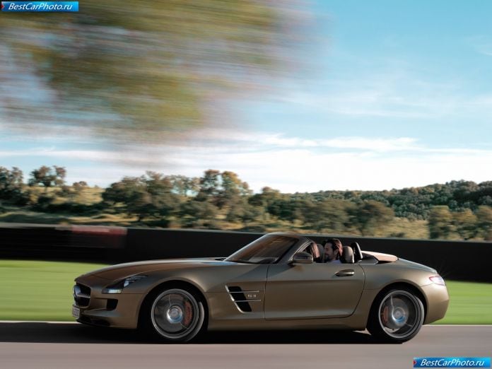2012 Mercedes-Benz Sls Amg Roadster - фотография 78 из 229 2012 Mercedes-Benz Sls Amg Roadster - фотография 78 из 229