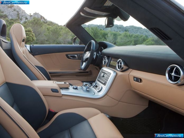 2012 Mercedes-Benz Sls Amg Roadster - фотография 164 из 229