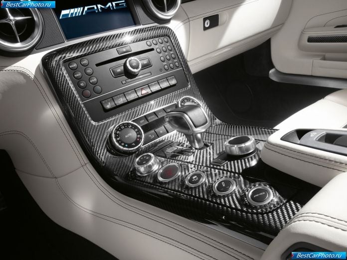 2012 Mercedes-Benz Sls Amg Roadster - фотография 176 из 229
