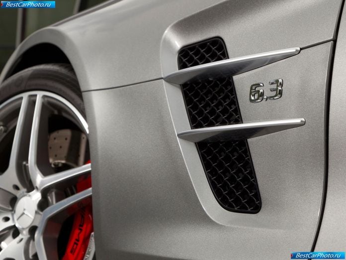 2012 Mercedes-Benz Sls Amg Roadster - фотография 209 из 229 2012 Mercedes-Benz Sls Amg Roadster - фотография 209 из 229