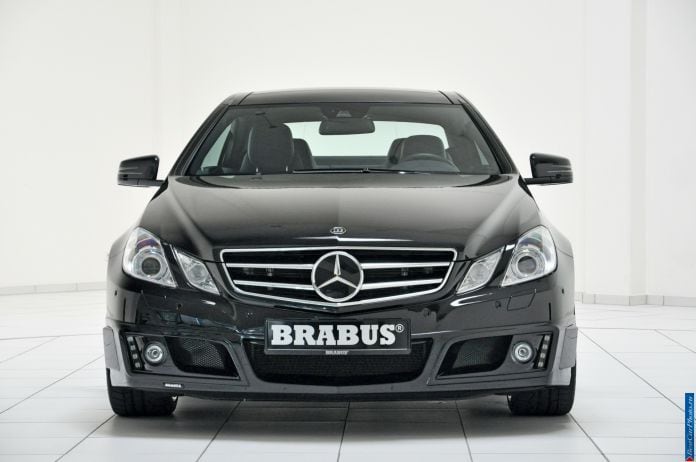 2012 Mercedes-Benz E-class 500 Coupe by Brabus - фотография 4 из 14 2012 Mercedes-Benz E-class 500 Coupe by Brabus - фотография 4 из 14